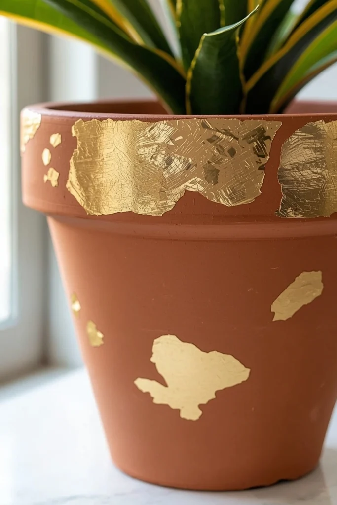 Gold Leaf Accent Detailing