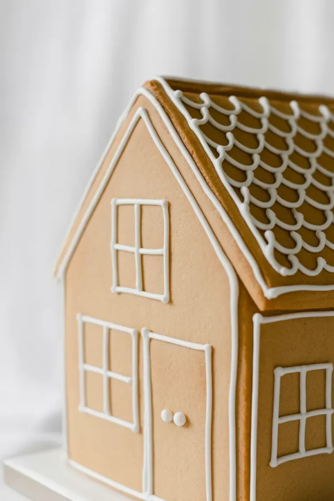 Minimalist White Icing Cottage